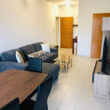 Mackenzie , 300m To The Sea Apartment Larnaca